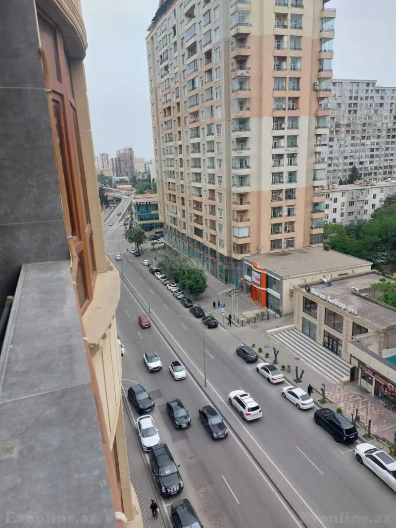 Satılır 4 otaqlı Mənzil Yeni tikili 175 m² Memar Əcəmi m. - şəkil 8