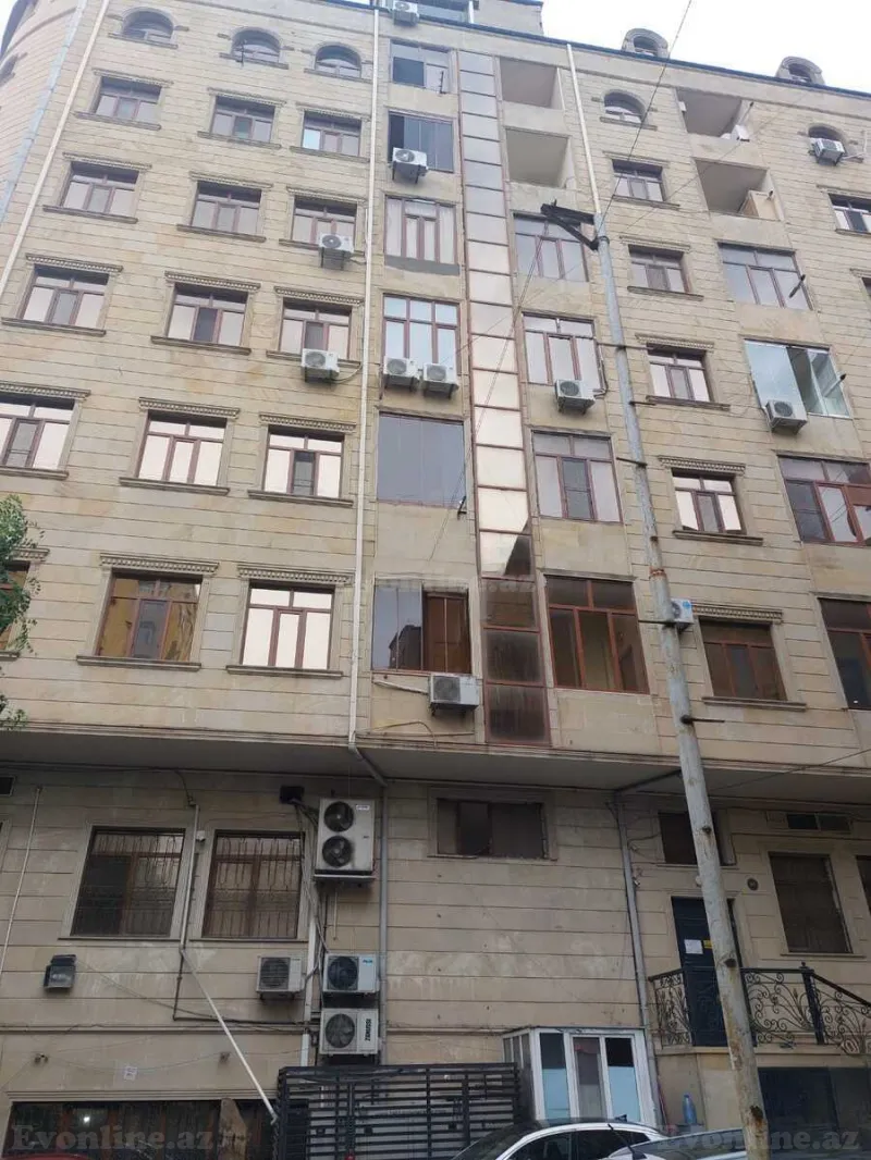 Satılır 4 otaqlı Mənzil Yeni tikili 175 m² Memar Əcəmi m. - şəkil 16