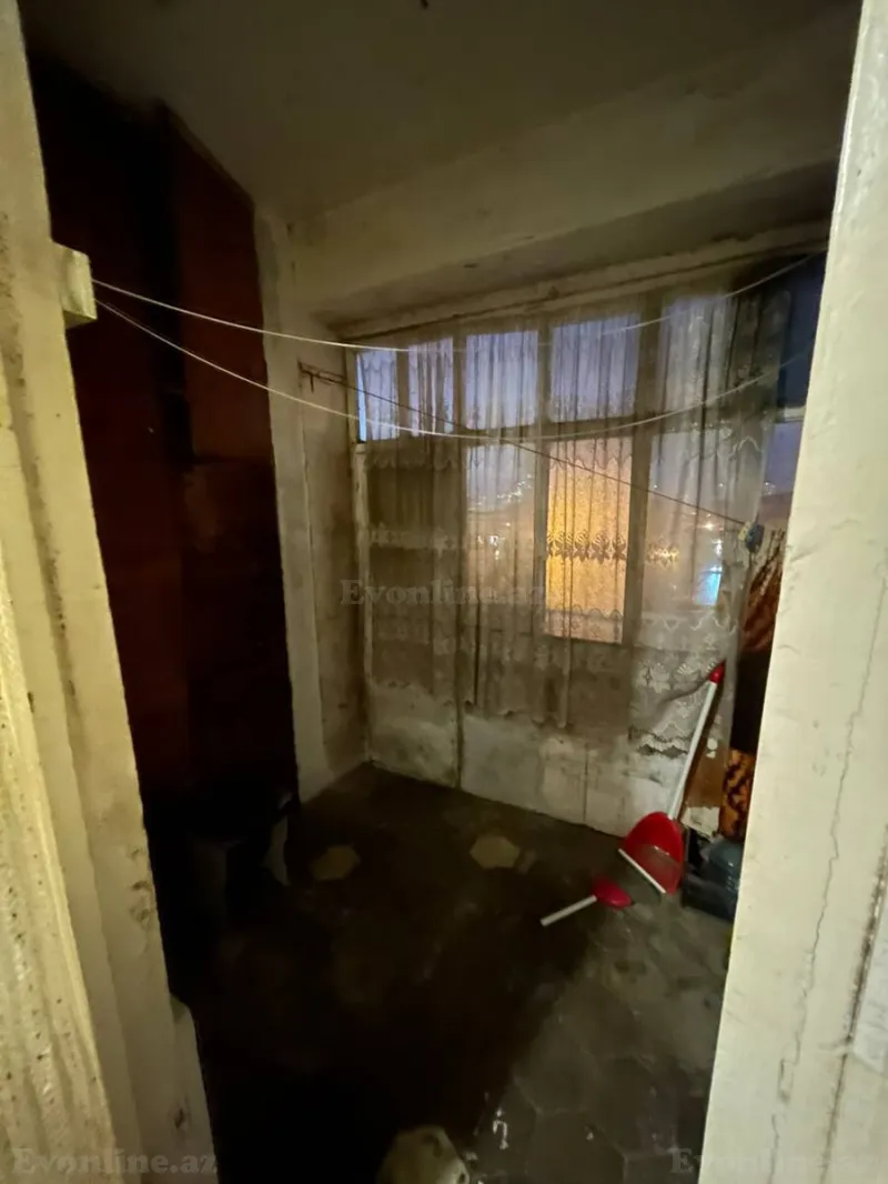 Satılır 2 otaqlı Mənzil Köhnə tikili 60 m² Xalqlar Dostluğu m. - şəkil 8