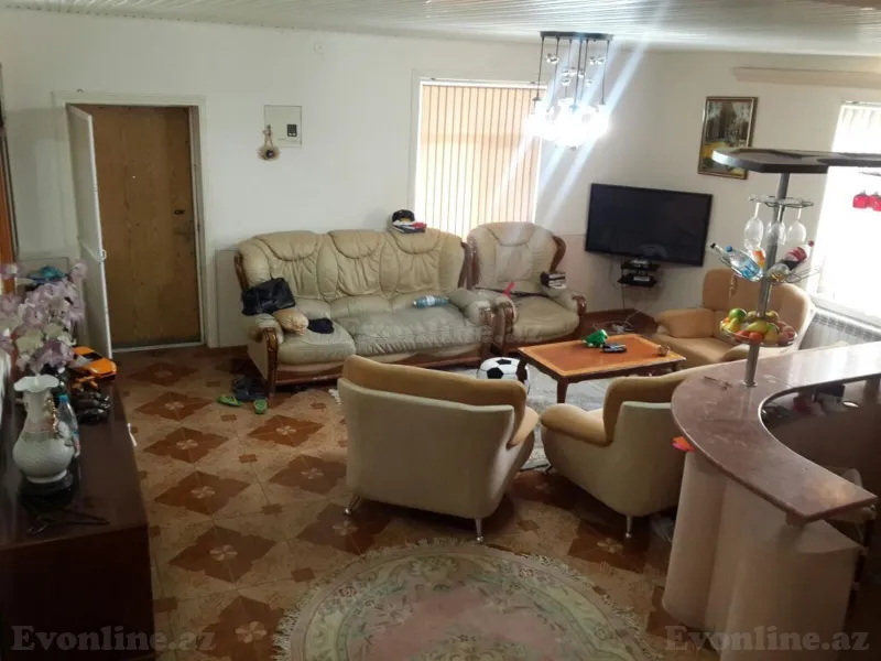 Kirayə verilir 5 otaqlı Həyət evi 300 m² Novxanı - şəkil 3