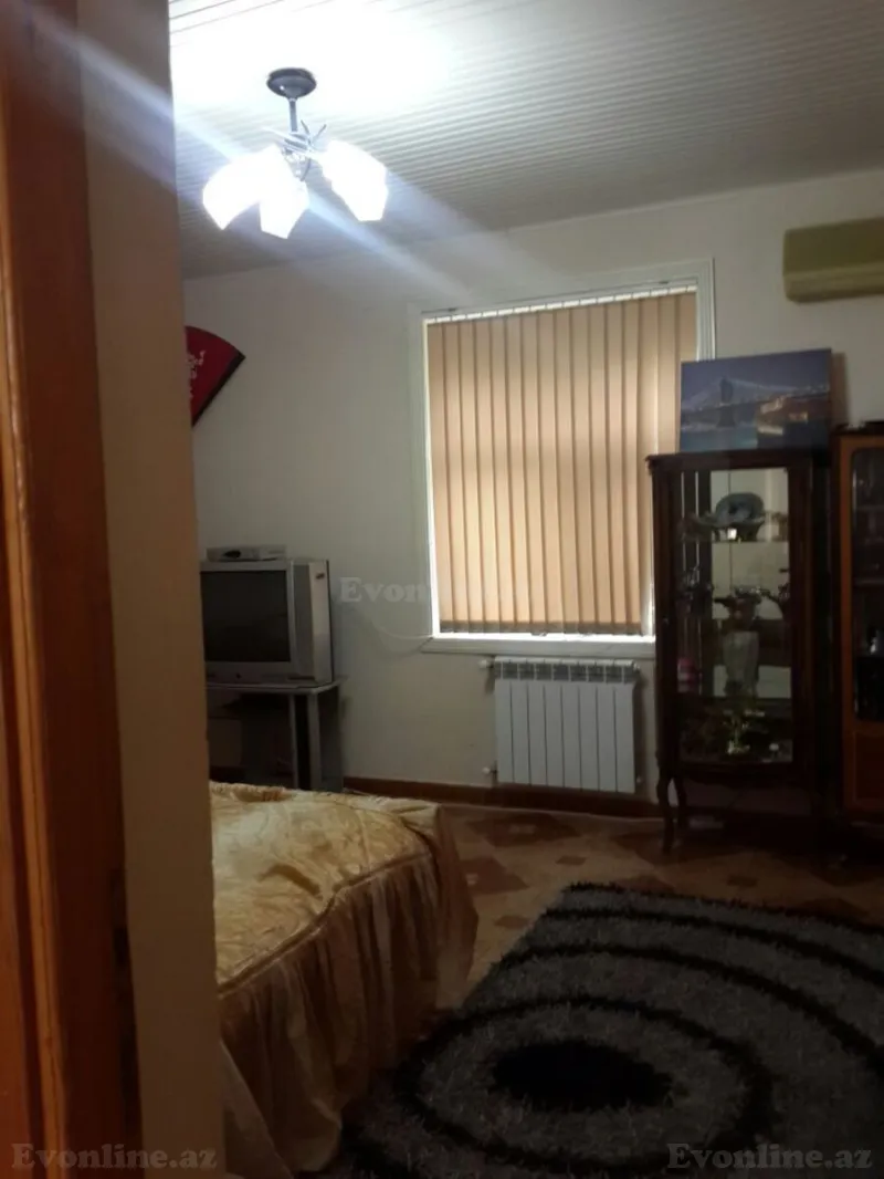 Kirayə verilir 5 otaqlı Həyət evi 300 m² Novxanı - şəkil 5