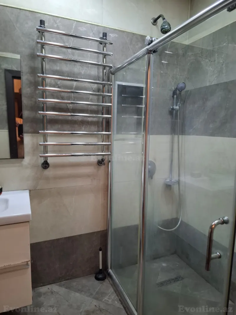 Kirayə verilir 2 otaqlı Mənzil Köhnə tikili 1 m² N.Nərimanov pr. - şəkil 11