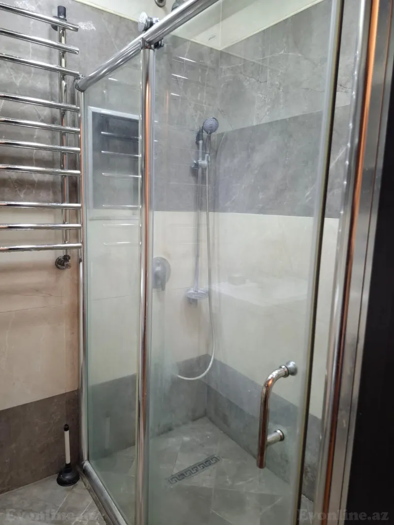 Kirayə verilir 2 otaqlı Mənzil Köhnə tikili 1 m² N.Nərimanov pr. - şəkil 16