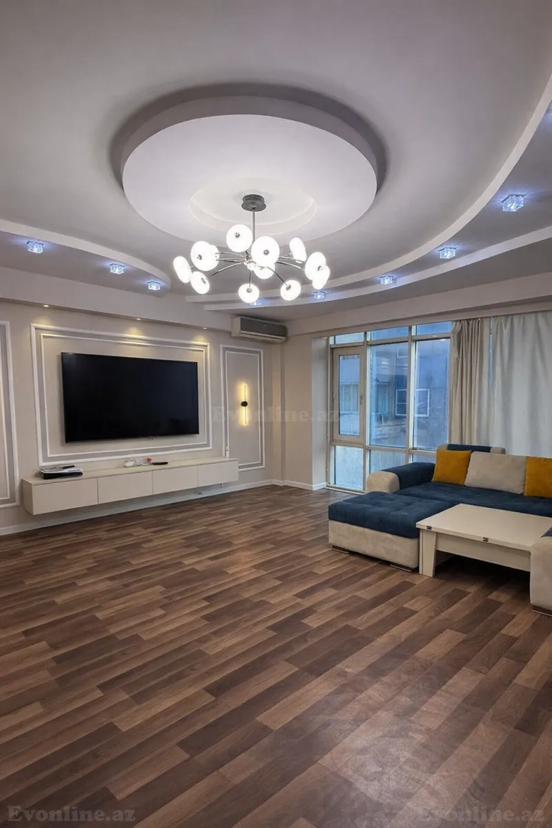 Kirayə verilir 3 otaqlı Mənzil Yeni tikili 115 m² Bakıxanov