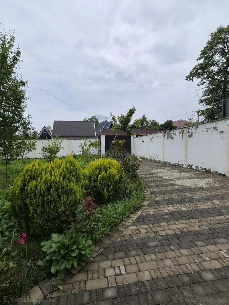 Kirayə verilir 4 otaqlı Həyət evi 200 m² Qəbələ - şəkil 13
