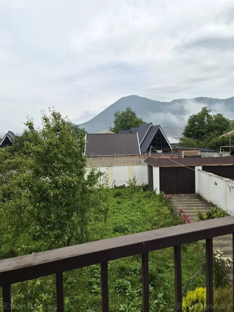 Kirayə verilir 4 otaqlı Həyət evi 200 m² Qəbələ - şəkil 18