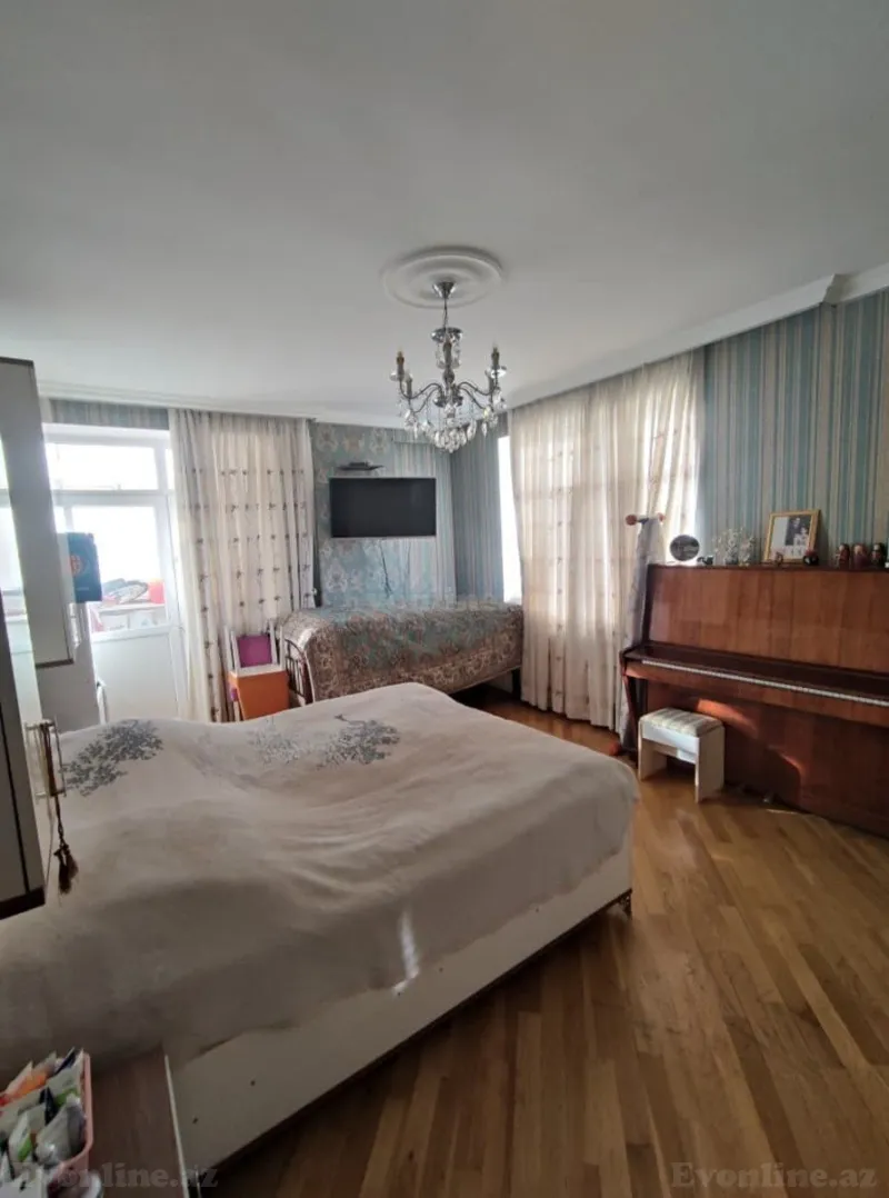 Satılır 3 otaqlı Mənzil Yeni tikili 115 m² İnşaatçılar m. - şəkil 5