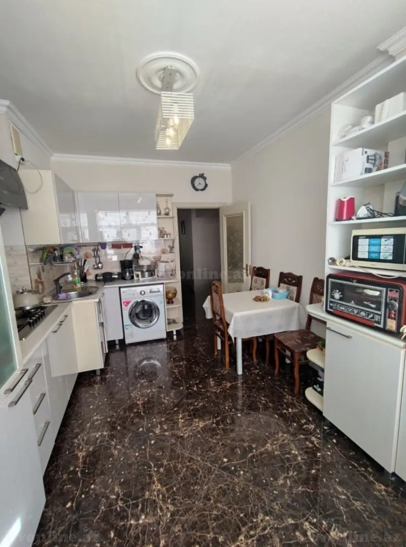 Satılır 3 otaqlı Mənzil Yeni tikili 115 m² İnşaatçılar m. - şəkil 9