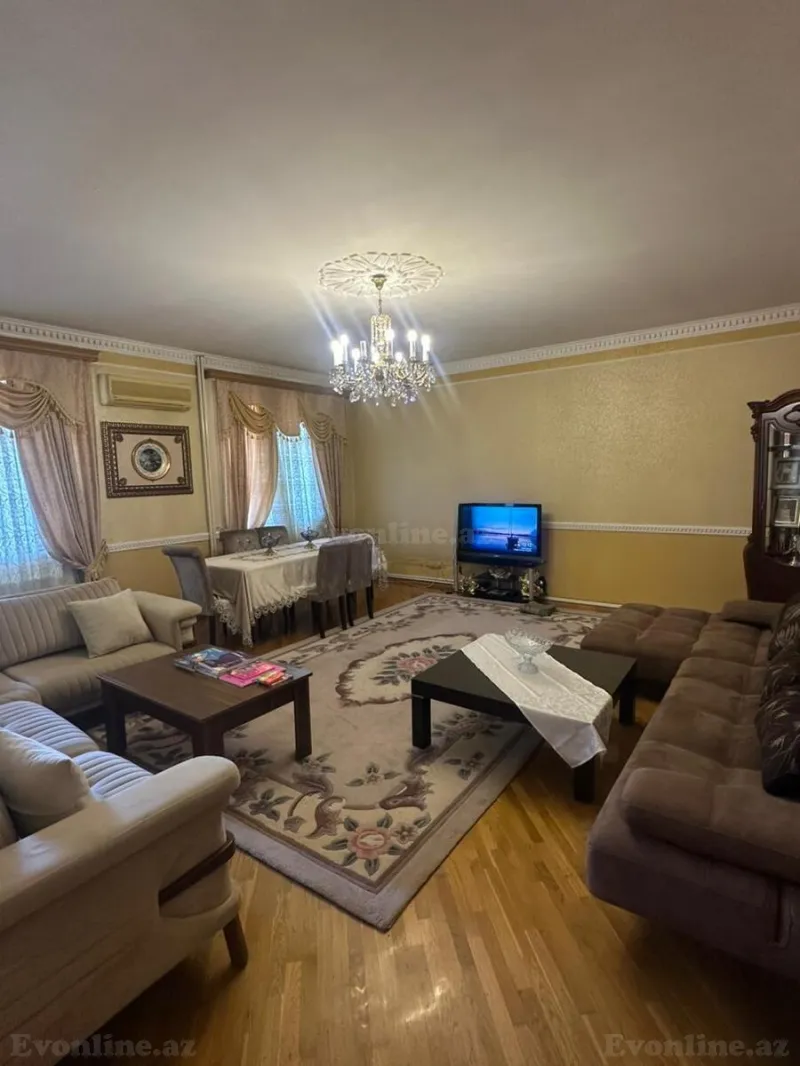 Satılır 4 otaqlı Mənzil Yeni tikili 150 m² Elmlər Akademiyası m.