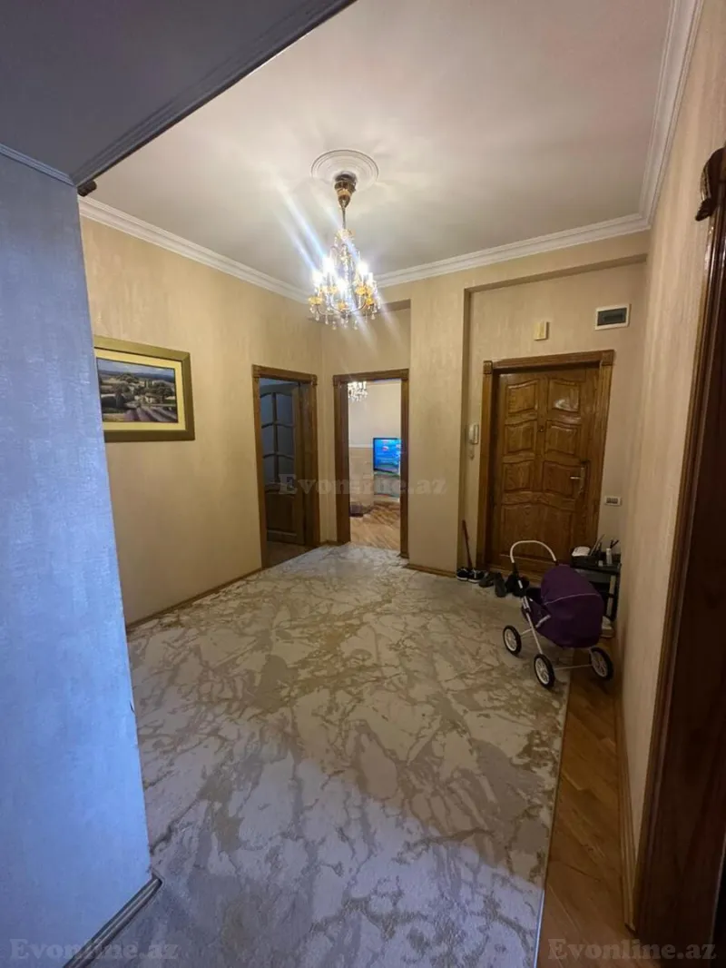 Satılır 4 otaqlı Mənzil Yeni tikili 150 m² Elmlər Akademiyası m. - şəkil 3