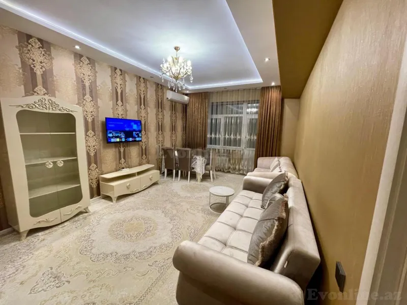 3 otaqlı Mənzil 110 m² Elmlər Akademiyası m. Kirayə verilir