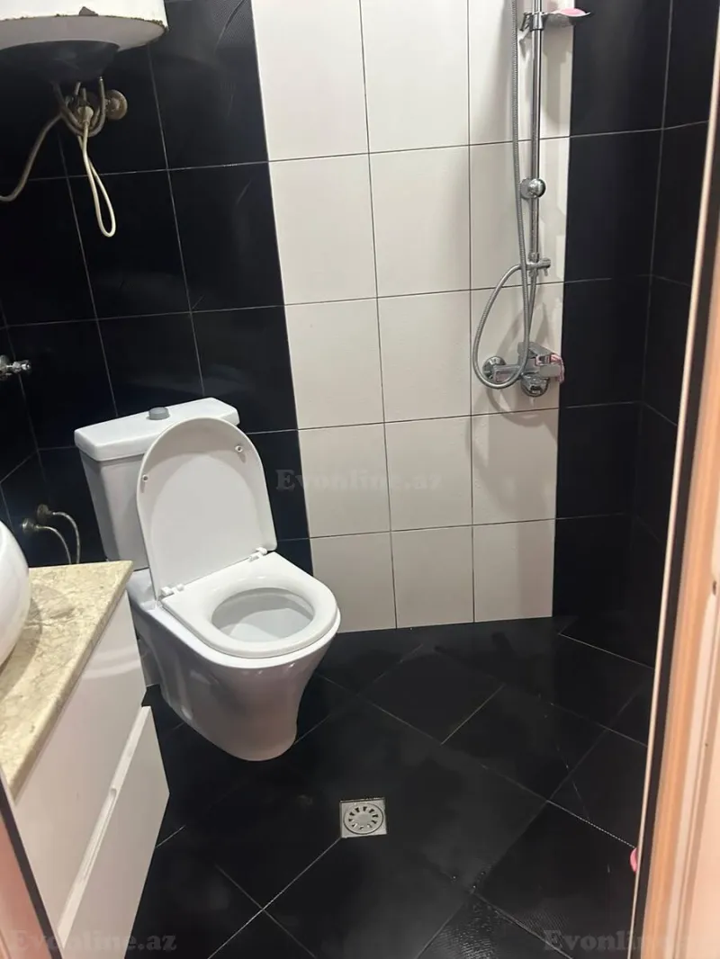 Satılır 4 otaqlı Mənzil Köhnə tikili 90 m² Biləcəri - şəkil 8