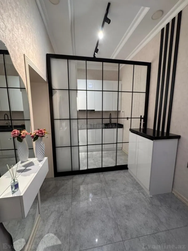 2 otaqlı Mənzil 70 m² Sahil m. Kirayə verilir