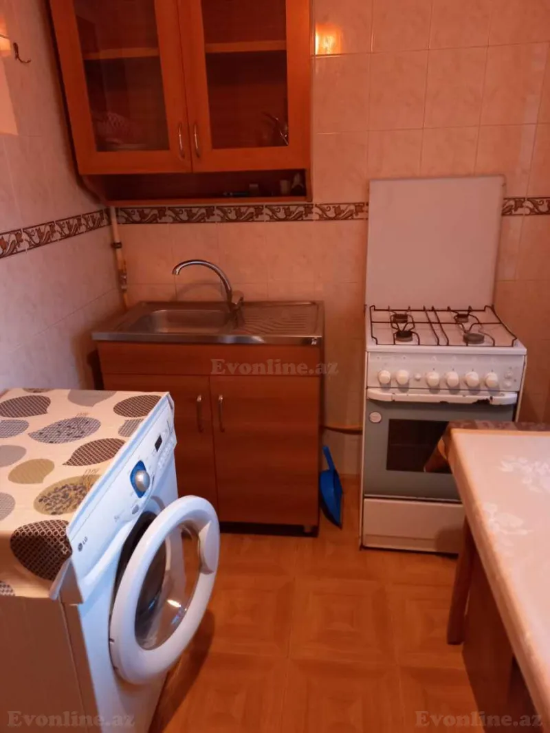 Satılır 1 otaqlı Mənzil Köhnə tikili 40 m² Elmlər Akademiyası m. - şəkil 6