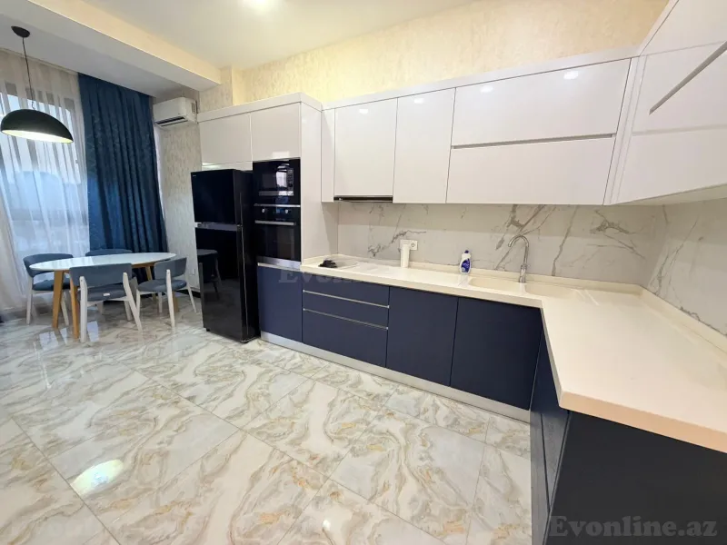 Kirayə verilir 2 otaqlı Mənzil Yeni tikili 100 m² 28 May m. - şəkil 3