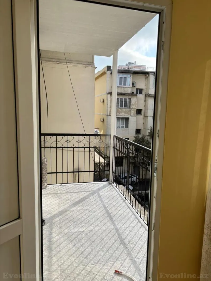 Kirayə verilir 2 otaqlı Mənzil Köhnə tikili 55 m² 28 May m. - şəkil 6