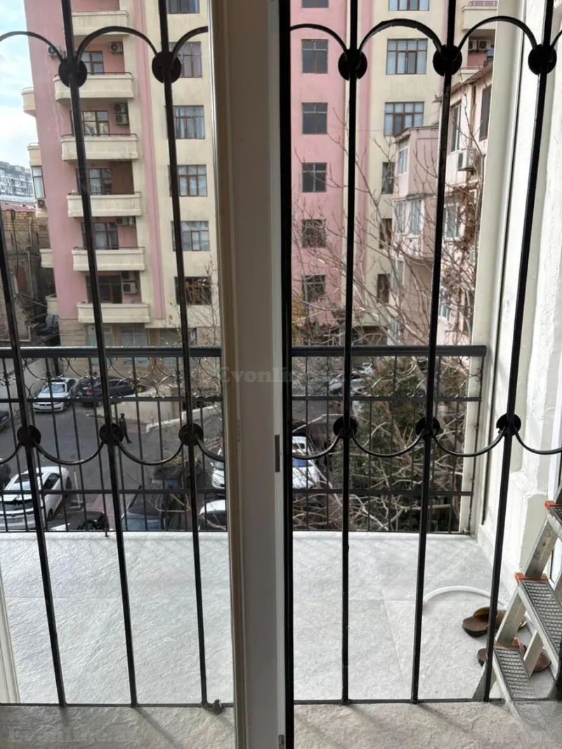 Kirayə verilir 2 otaqlı Mənzil Köhnə tikili 55 m² 28 May m. - şəkil 11