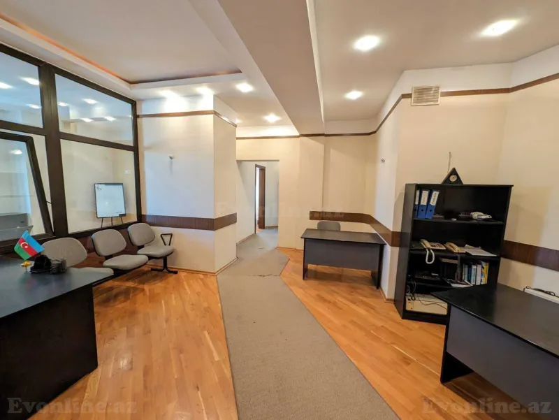 Kirayə verilir Ofis 101 m² 28 May m. - şəkil 2