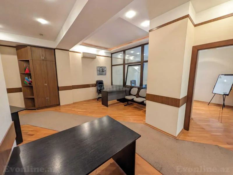 Kirayə verilir Ofis 101 m² 28 May m. - şəkil 3