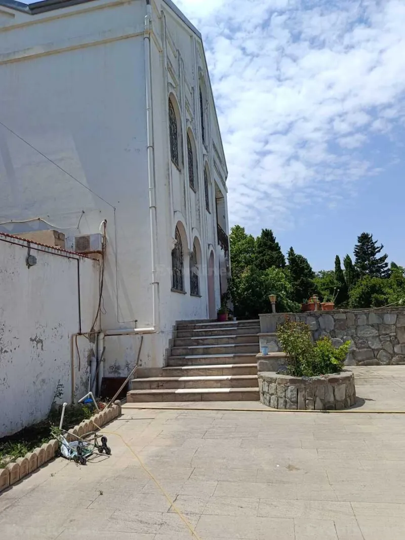 7 otaqlı Həyət evi 300 m² Novxanı Satılır