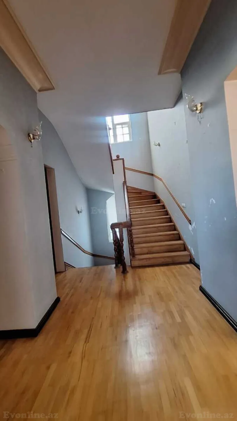 Satılır 7 otaqlı Həyət evi 300 m² Novxanı - şəkil 11