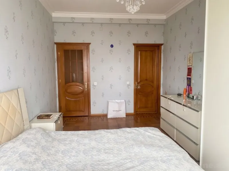 Satılır 3 otaqlı Mənzil Yeni tikili 124 m² Nizami r. - şəkil 5