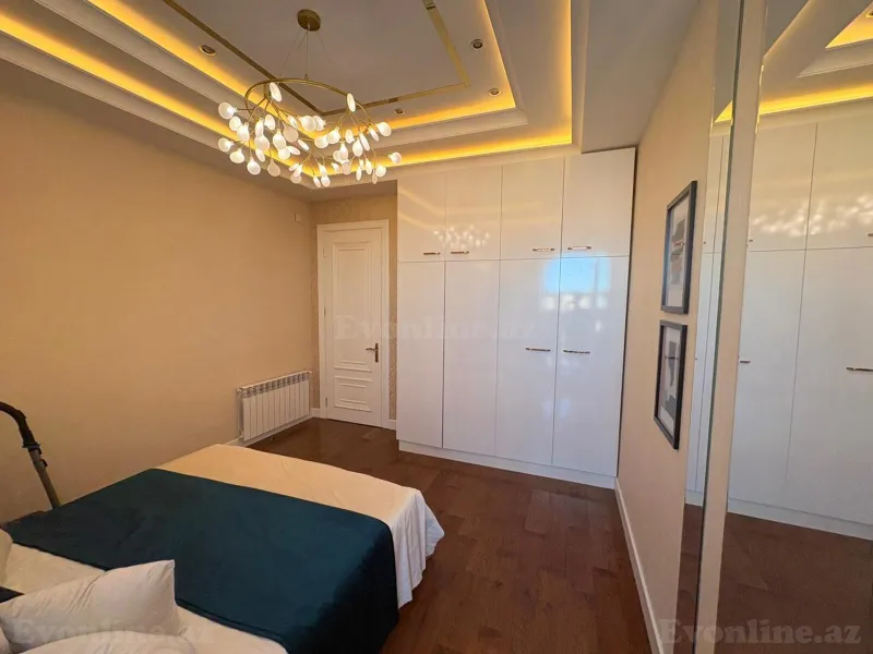 Satılır 3 otaqlı Mənzil Yeni tikili 132 m² Neftçilər m. - şəkil 5