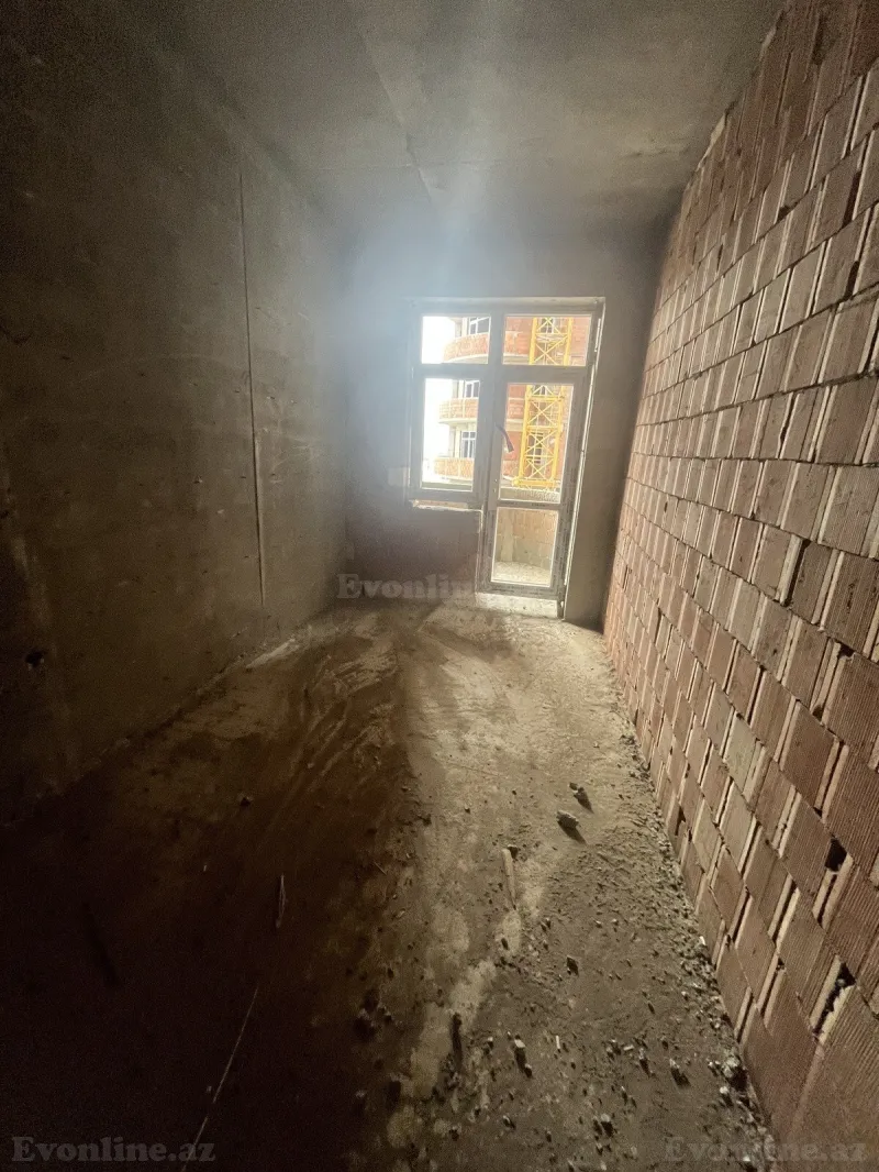 Satılır 2 otaqlı Mənzil Yeni tikili 78 m² 28 May m. - şəkil 7