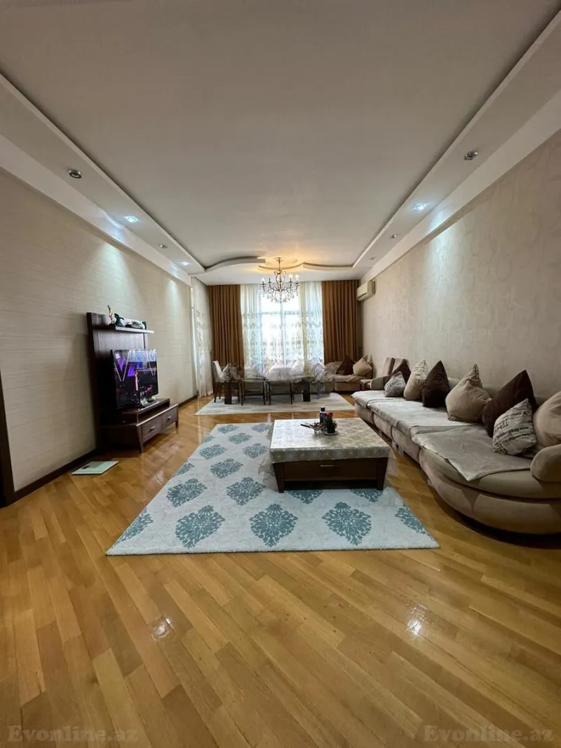 3 otaqlı Mənzil 130 m² Nəriman Nərimanov m. Satılır