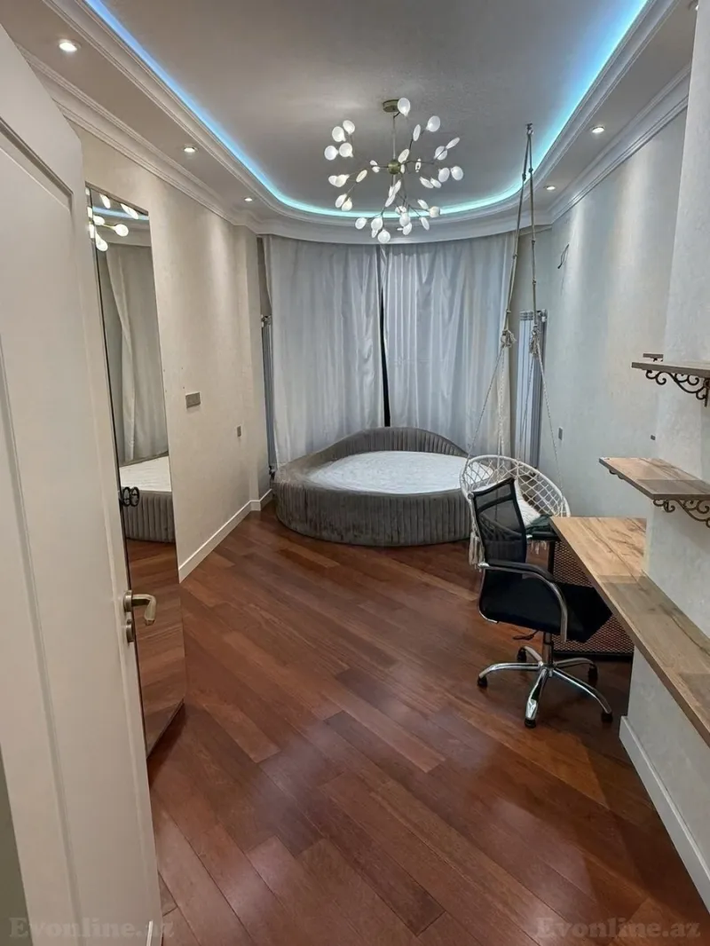 Satılır 4 otaqlı Mənzil Yeni tikili 192 m² Xətai r. - şəkil 3