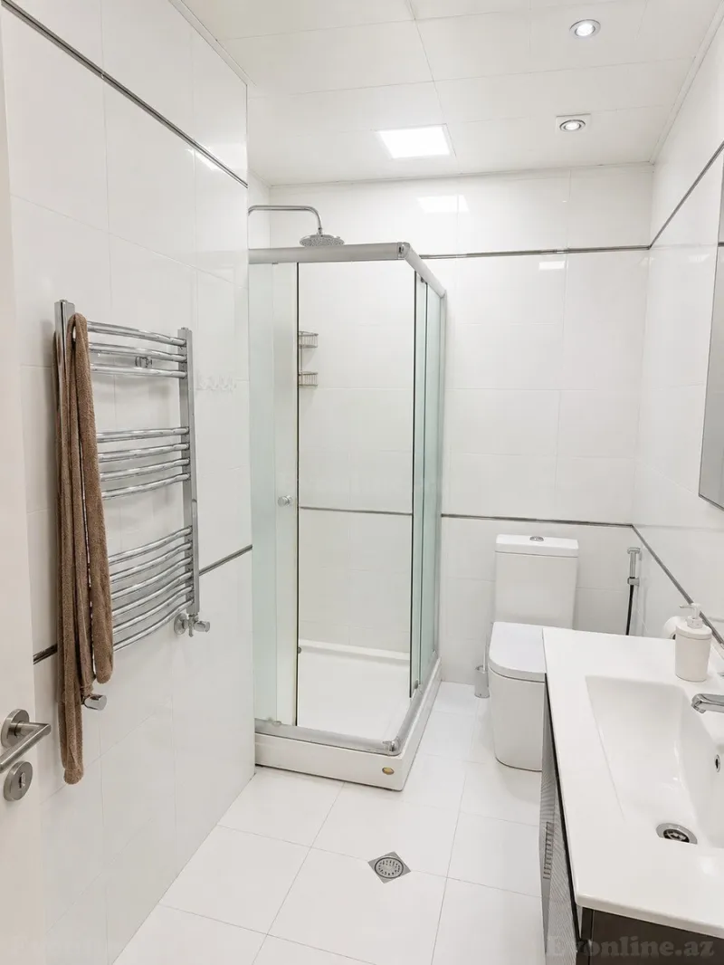Kirayə verilir 3 otaqlı Mənzil Yeni tikili 130 m² Nəriman Nərimanov m. - şəkil 9