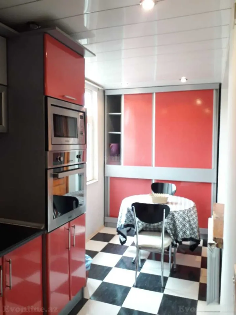 Satılır 3 otaqlı Mənzil Köhnə tikili 50 m² Gənclik m. - şəkil 6