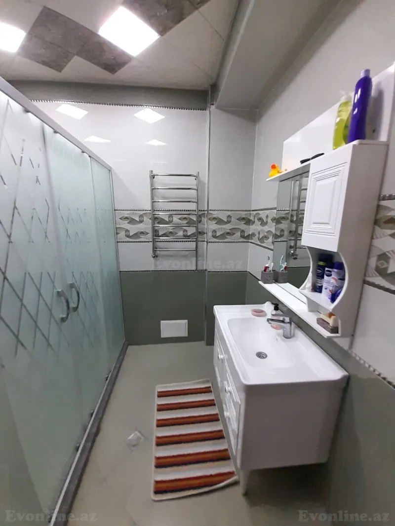 Satılır 3 otaqlı Mənzil Yeni tikili 130 m² İnşaatçılar m. - şəkil 5