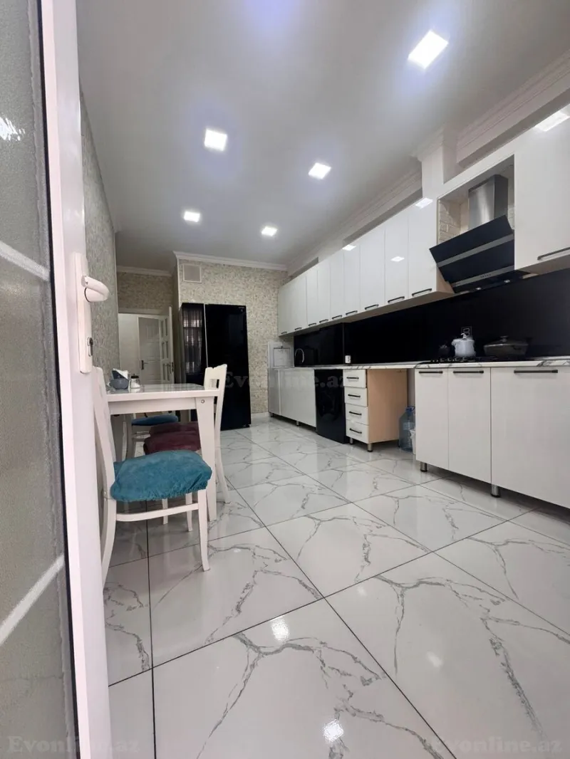 Satılır 3 otaqlı Mənzil Yeni tikili 96 m² İnşaatçılar m. - şəkil 3