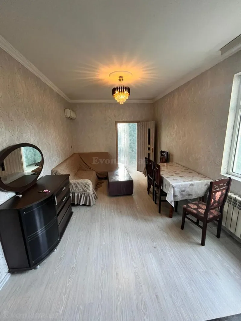 Satılır 3 otaqlı Mənzil Köhnə tikili 57 m² Memar Əcəmi m. - şəkil 3
