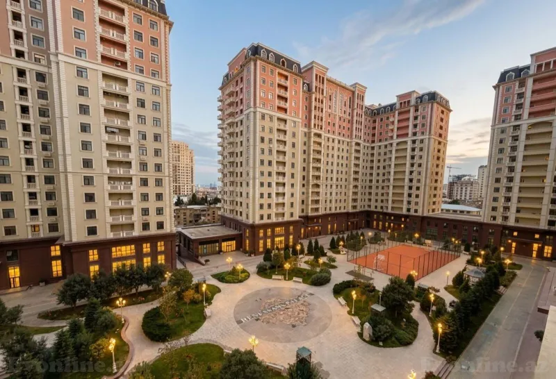 3 otaqlı Mənzil 123 m² Elmlər Akademiyası m. Satılır