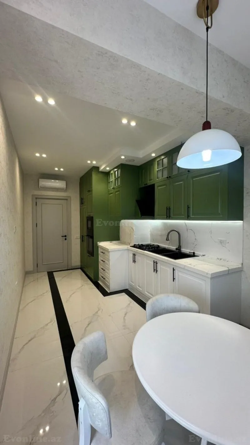 4 otaqlı Mənzil 155 m² Həzi Aslanov m. Satılır