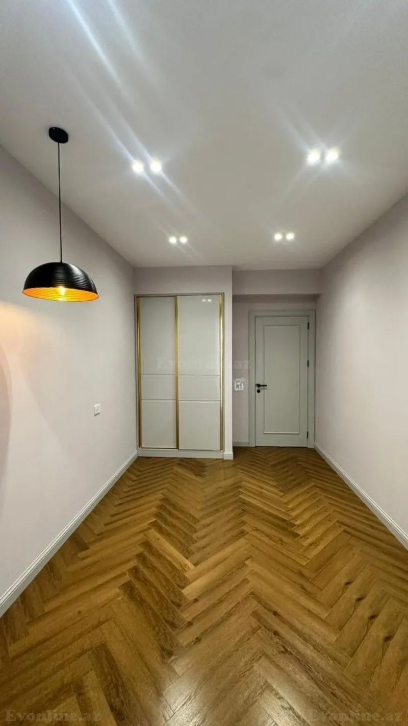 Satılır 4 otaqlı Mənzil Yeni tikili 155 m² Həzi Aslanov m. - şəkil 4
