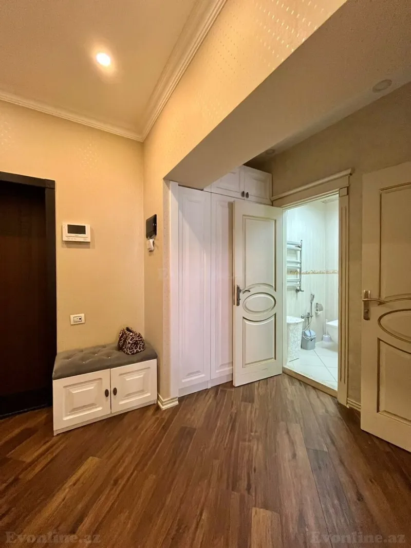 Kirayə verilir 2 otaqlı Mənzil Yeni tikili 85 m² Xətai r. - şəkil 9