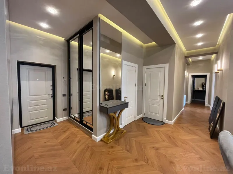 Satılır 3 otaqlı Mənzil Yeni tikili 120 m² 8 Noyabr m. - şəkil 5