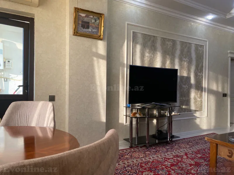 Satılır 2 otaqlı Mənzil Yeni tikili 65 m² Azadlıq prospekti m. - şəkil 3