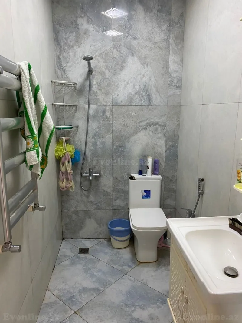 Satılır 2 otaqlı Mənzil Yeni tikili 65 m² Azadlıq prospekti m. - şəkil 15