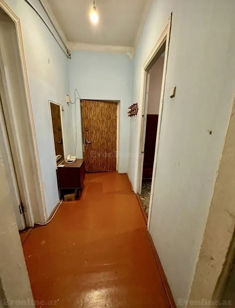 Kirayə verilir 2 otaqlı Mənzil Köhnə tikili 60 m² Neftçilər m. - şəkil 3