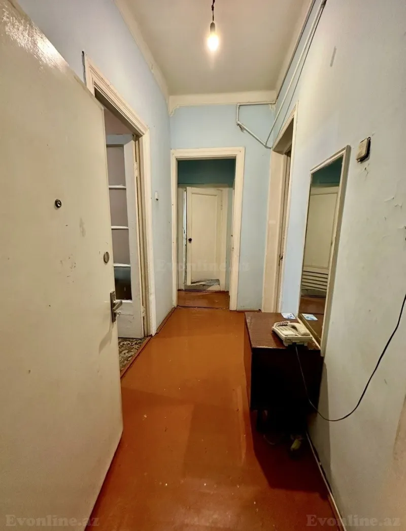 Kirayə verilir 2 otaqlı Mənzil Köhnə tikili 60 m² Neftçilər m. - şəkil 4