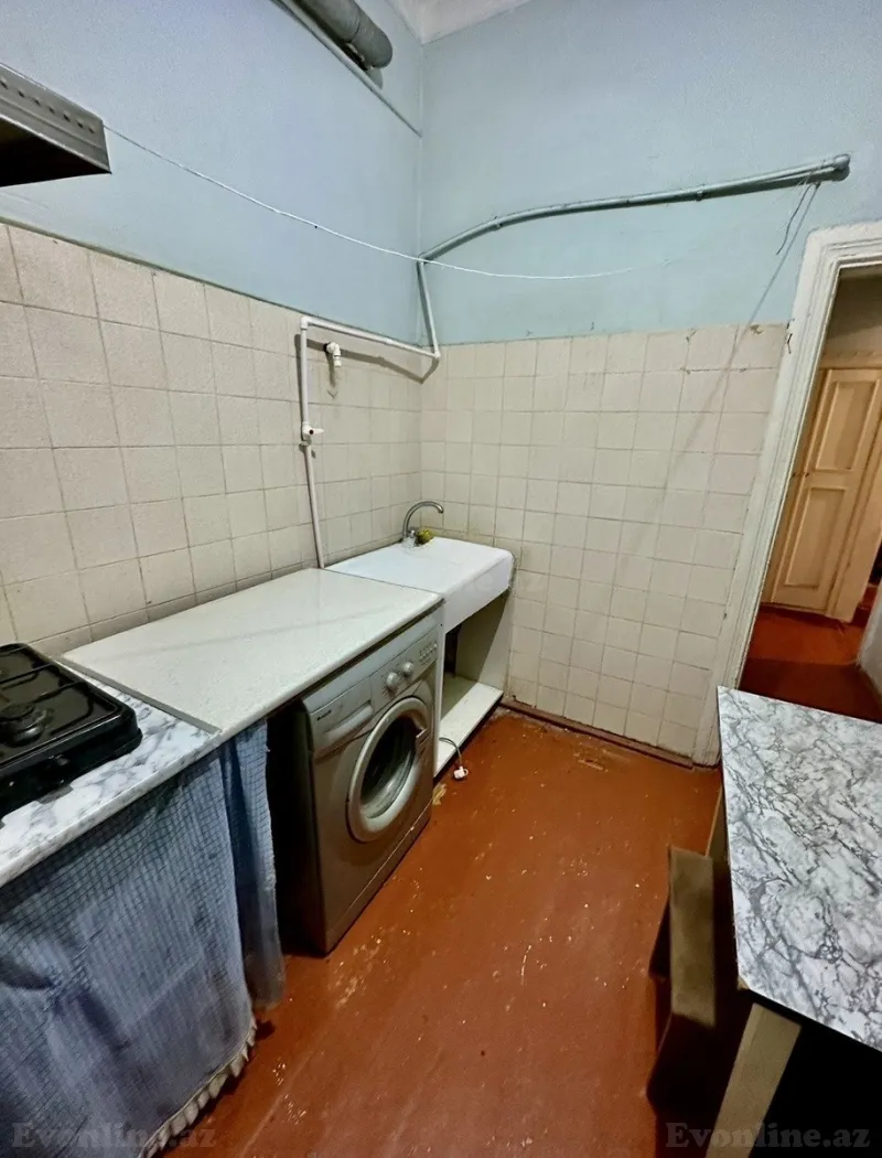 Kirayə verilir 2 otaqlı Mənzil Köhnə tikili 60 m² Neftçilər m. - şəkil 10