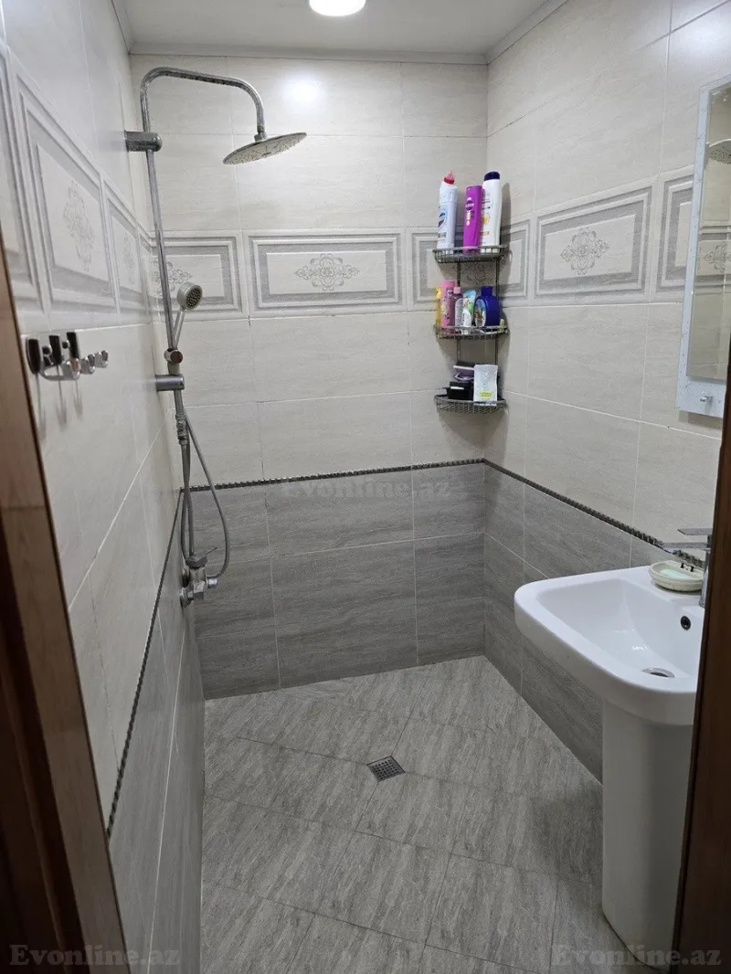 Satılır 3 otaqlı Mənzil Köhnə tikili 85 m² Azadlıq prospekti m. - şəkil 14