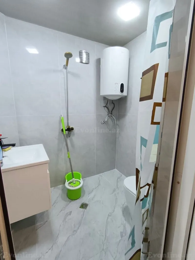 Kirayə verilir 3 otaqlı Mənzil Köhnə tikili 80 m² İnşaatçılar m. - şəkil 25