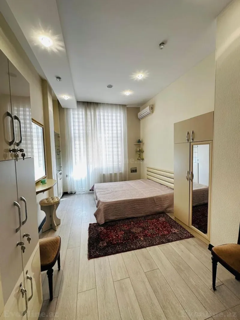 Satılır 3 otaqlı Mənzil Yeni tikili 136 m² 28 May m. - şəkil 5