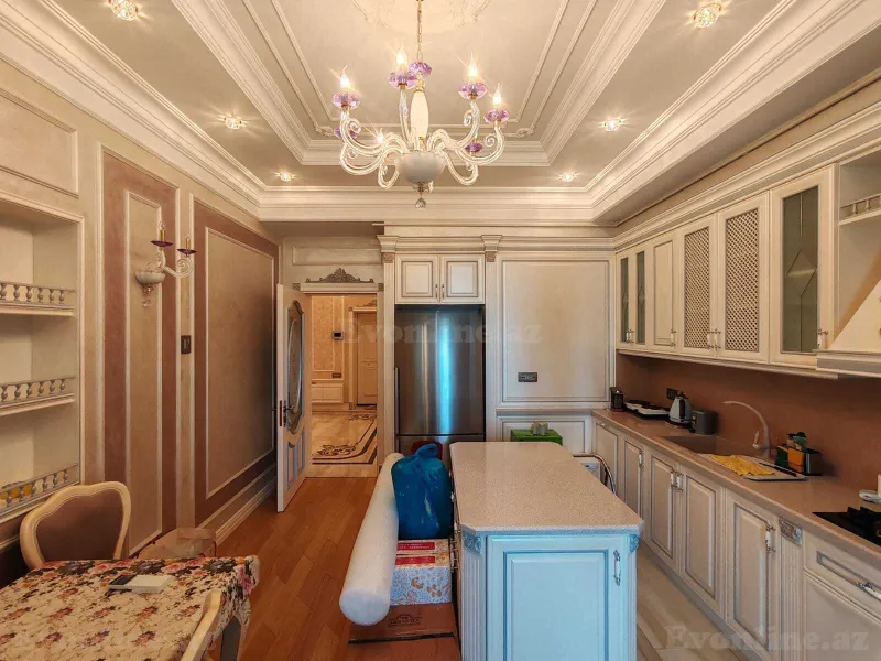 Satılır 4 otaqlı Mənzil Yeni tikili 285 m² Nizami m. - şəkil 7