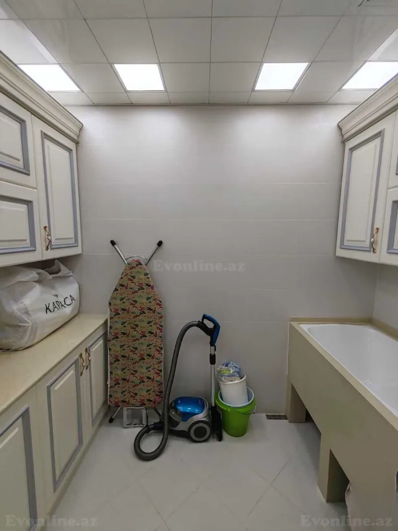 Satılır 4 otaqlı Mənzil Yeni tikili 285 m² Nizami m. - şəkil 21